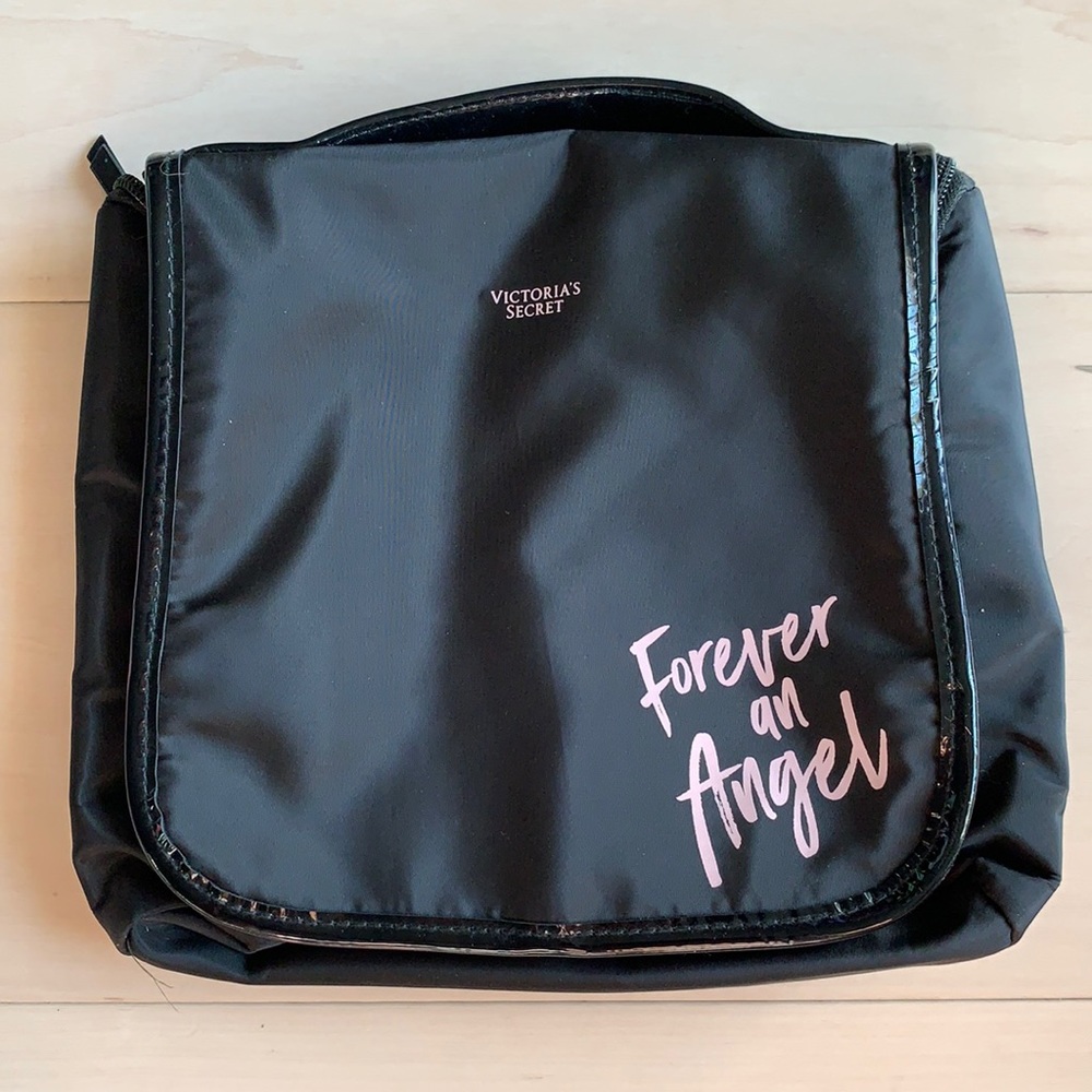 NWOT Victoria’s Secret Angel Travel Set